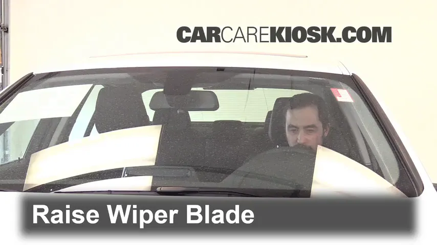 2014 BMW 320i 2.0L 4 Cyl. Turbo Windshield Wiper Blade (Front)